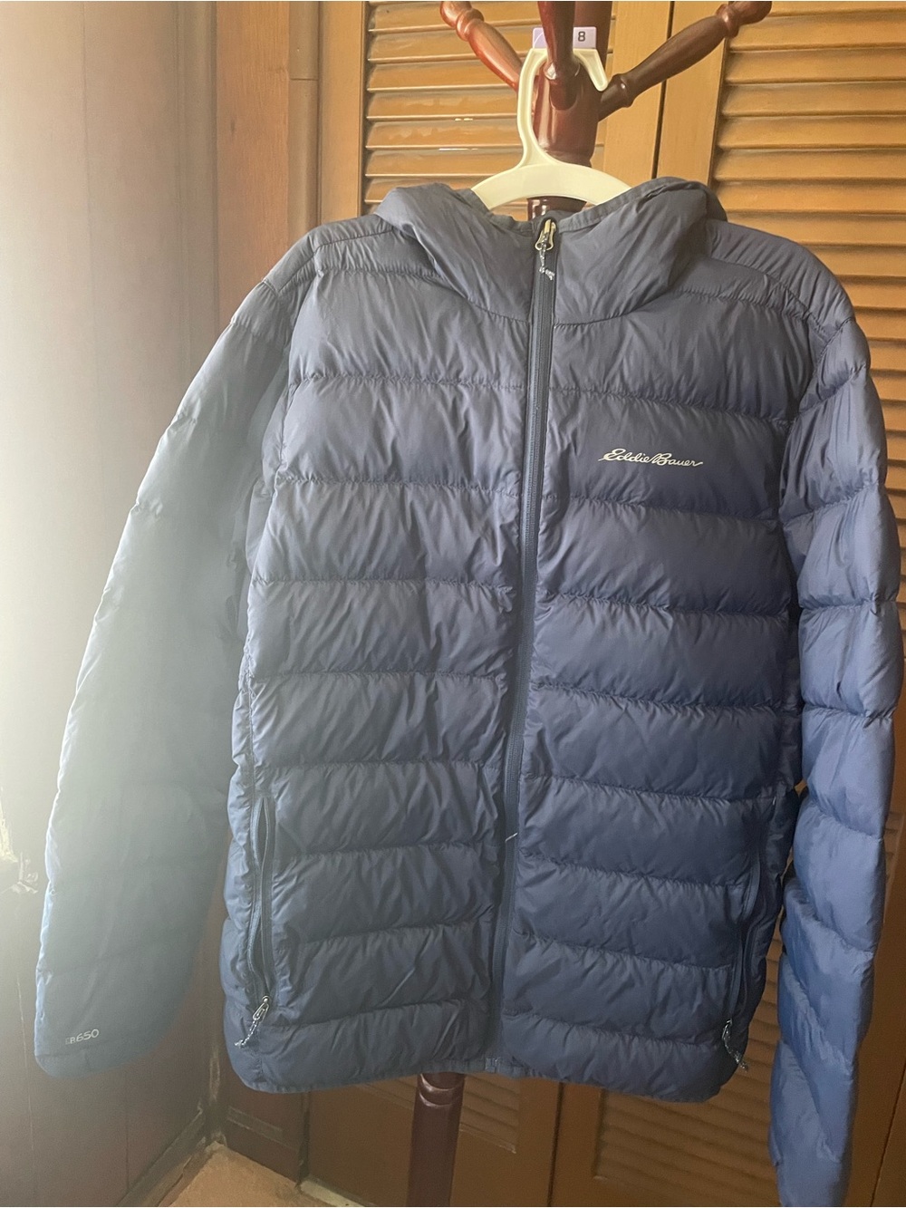 Eddie Bauer Navy Packable Hooded Down Puffer Jacket( size: m)